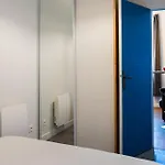 La Petite Cour *