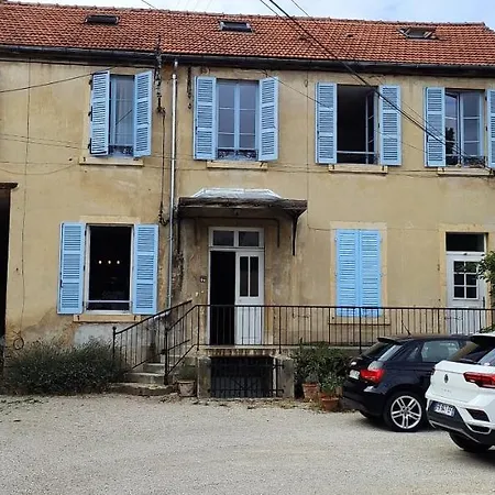 La Petite Cour * Beaune (Cote d'Or)